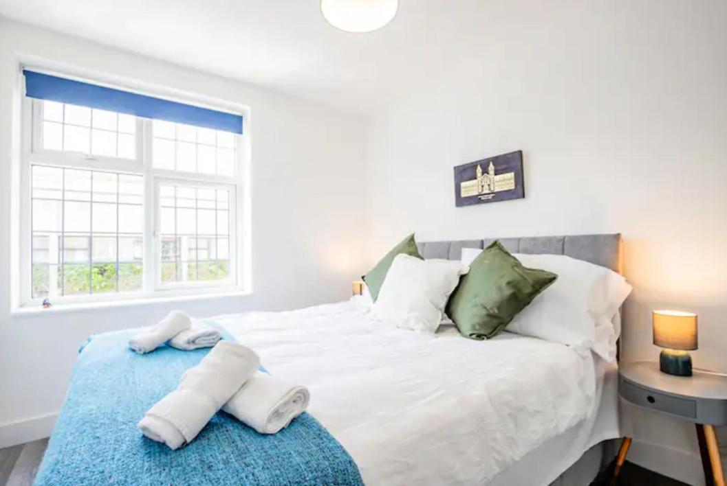 Host & Stay - Croydon Road Apartments เคเทอร์แฮม ภายนอก รูปภาพ