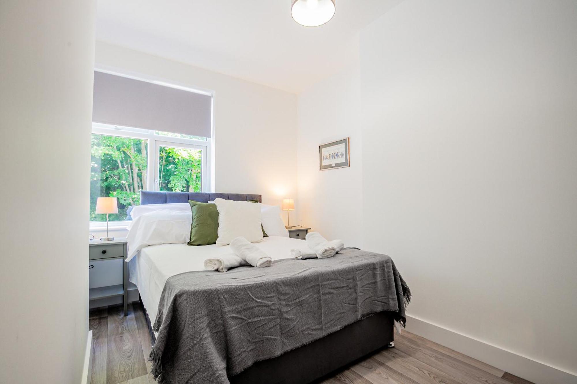 Host & Stay - Croydon Road Apartments เคเทอร์แฮม ภายนอก รูปภาพ