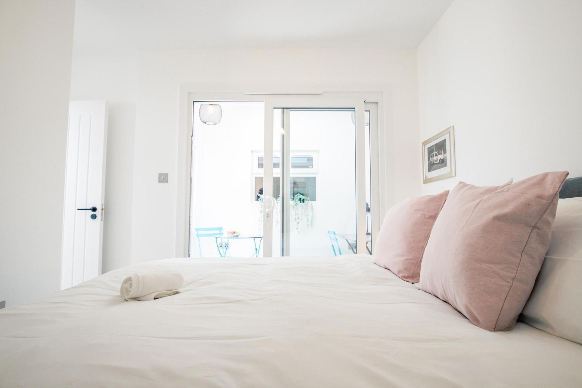 Host & Stay - Croydon Road Apartments เคเทอร์แฮม ภายนอก รูปภาพ